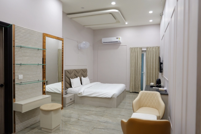 Premium Bridal Room